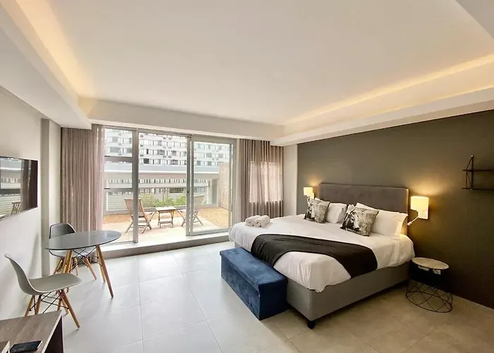 Foreshore Winks 403